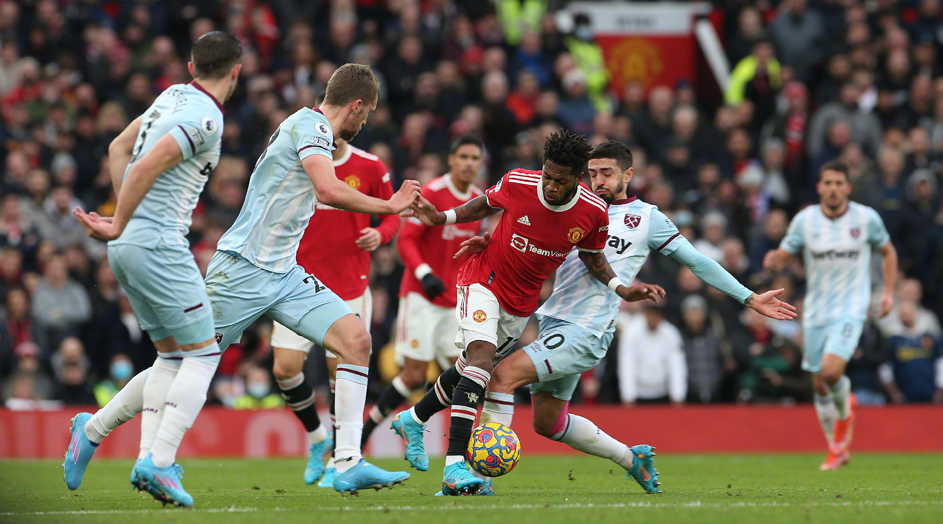 并肩奋战中 并肩奋战中